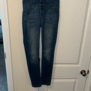 Refuge Jeans Size 0